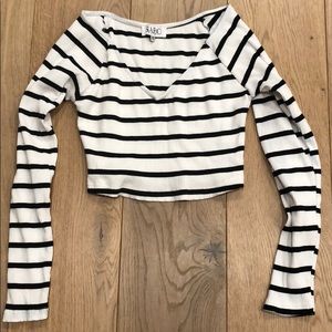 Long sleeved striped Crop